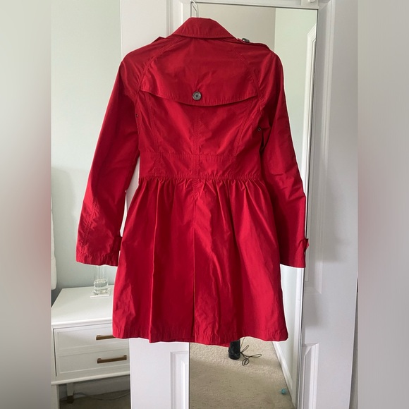 Burberry raincoat - Picture 2 of 14